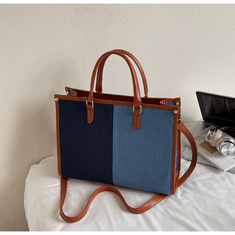 Portable tote bag women s 2025 new fashion contrasting color shoulder messenger bag casual versatile denim bag синий
Portable tote bag women s 2025 new fashion contrasting color shoulder messenger bag casual versatile denim bag синий
