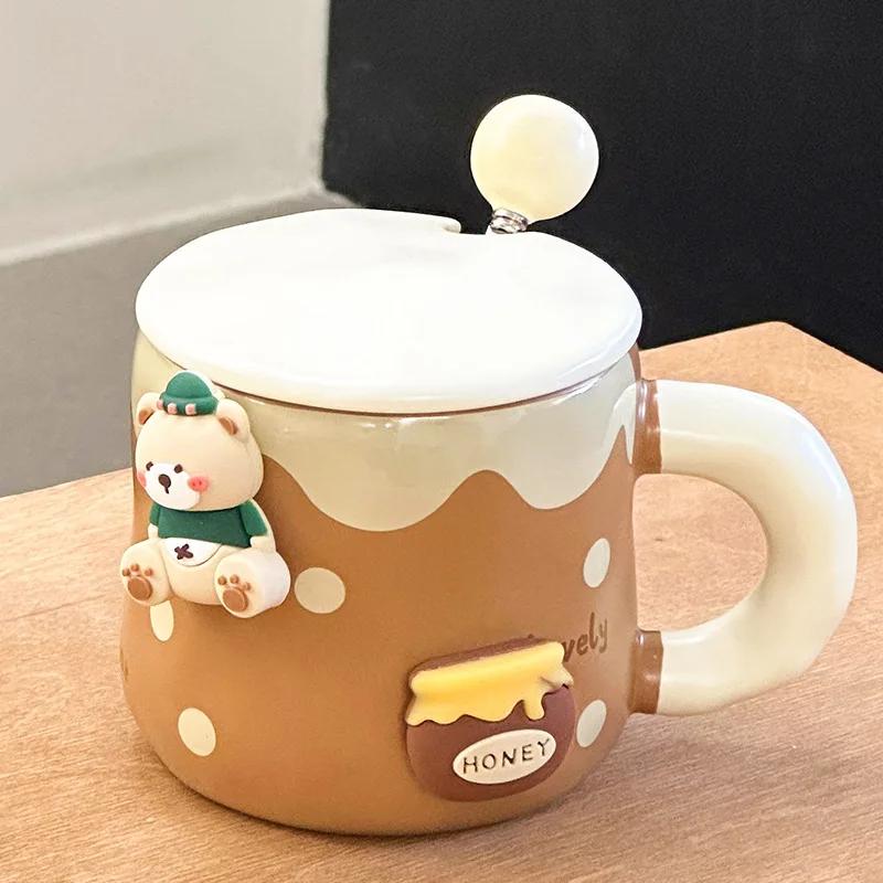 Милая керамическая кружка с толстыми стенками в виде медвежонка с крышкой и ложкой, кофейная чашка, подарочная чашка на день рождения, домашняя чашка для пары, чашка для молока и кофе 450ml
Милая керамическая кружка с толстыми стенками в виде медвежонка с крышкой и ложкой, кофейная чашка, подарочная чашка на день рождения, домашняя чашка для пары, чашка для молока и кофе 450ml