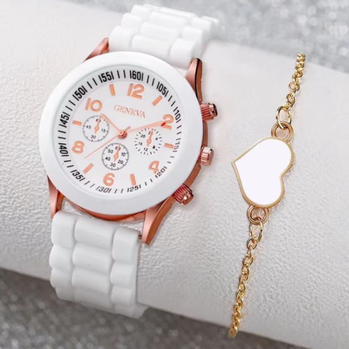 New Trendy Square Women S Watch Gold Watch Women S Watch Steel Belt Women S Watch large price
New Trendy Square Women S Watch Gold Watch Women S Watch Steel Belt Women S Watch large price