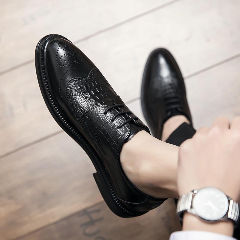 2025 Korean version trend small leather shoes men s leather shoes men s British style fashion business leisure height increase with suit brown 38 чёрный
2025 Korean version trend small leather shoes men s leather shoes men s British style fashion business leisure height increase with suit brown 38 чёрный