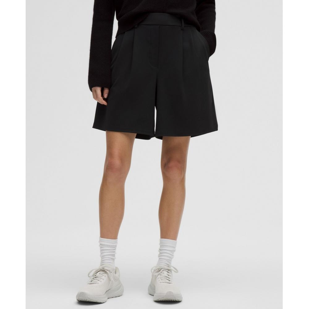 Lululemon Daydrift Pleated High Rise Short 7 Black XXXS
Lululemon Daydrift Pleated High Rise Short 7 Black XXXS