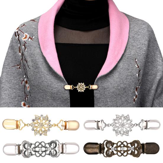Sweater Duck Mouth Clips for Cardigans Vintage Shawl Cloak Clasp Rhinestone Cinching Clip for Women Shawl Shirt Dress B
Sweater Duck Mouth Clips for Cardigans Vintage Shawl Cloak Clasp Rhinestone Cinching Clip for Women Shawl Shirt Dress B