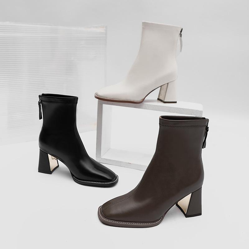 Autumn and winter square head thick heel Martin boots 2024 new boots medium tube thin boots high heel spring and autumn single boots short boots women 35 чёрный
Autumn and winter square head thick heel Martin boots 2024 new boots medium tube thin boots high heel spring and autumn single boots short boots women 35 чёрный
