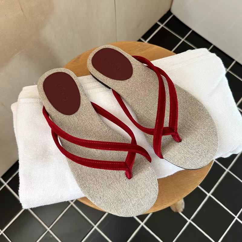Niche simple set of toe slippers for women s summer wear flat-bottomed holiday beach semi-cool slippers 41 коричневий
Niche simple set of toe slippers for women s summer wear flat-bottomed holiday beach semi-cool slippers 41 коричневий