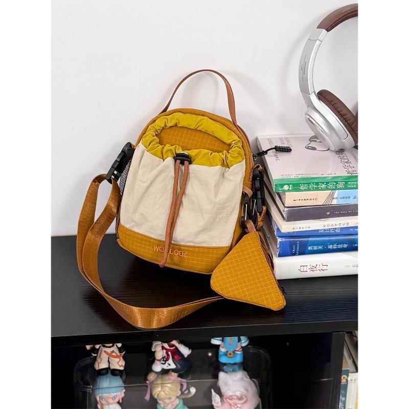 Daily going out lightweight mobile phone bag women s outdoor hiking leisure messenger bag portable drawstring kettle bag коричневий
Daily going out lightweight mobile phone bag women s outdoor hiking leisure messenger bag portable drawstring kettle bag коричневий