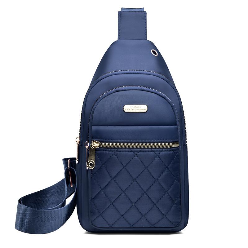 Nylon Crossbody Bag with Embroidery, Women s Chest Bag, Stylish Sling Pack for Daily Use Outdoor Casual Wear 17*5*30cm
Nylon Crossbody Bag with Embroidery, Women s Chest Bag, Stylish Sling Pack for Daily Use Outdoor Casual Wear 17*5*30cm