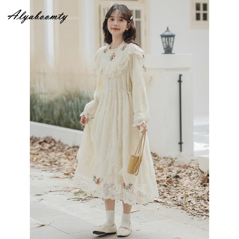 Японское женское флисовое теплое платье-миди Mori Girl на осень-зиму с круглым вырезом и кружевными оборками, милое свободное платье с винтажной вышивкой, нежное платье S 
Японское женское флисовое теплое платье-миди Mori Girl на осень-зиму с круглым вырезом и кружевными оборками, милое свободное платье с винтажной вышивкой, нежное платье S