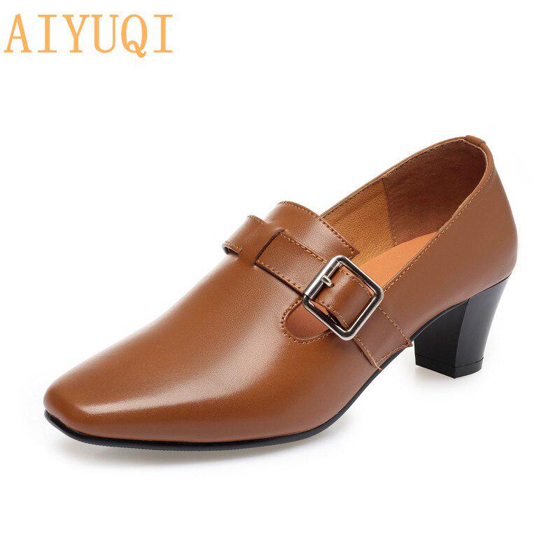 Жіночі туфлі на середньому каблуці. Жіночі туфлі з натуральної шкіри великого розміру 42 коричневий
Жіночі туфлі на середньому каблуці. Жіночі туфлі з натуральної шкіри великого розміру 42 коричневий