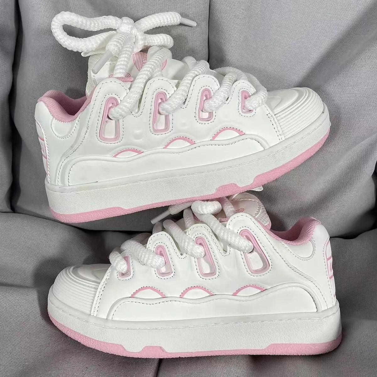 Мода 2025 Новые женские вулканизированные туфли Женские кеды для скейтборда Ретро этнические спортивные модные спортивные туфли Zapatos Casuales 36
Мода 2025 Новые женские вулканизированные туфли Женские кеды для скейтборда Ретро этнические спортивные модные спортивные туфли Zapatos Casuales 36