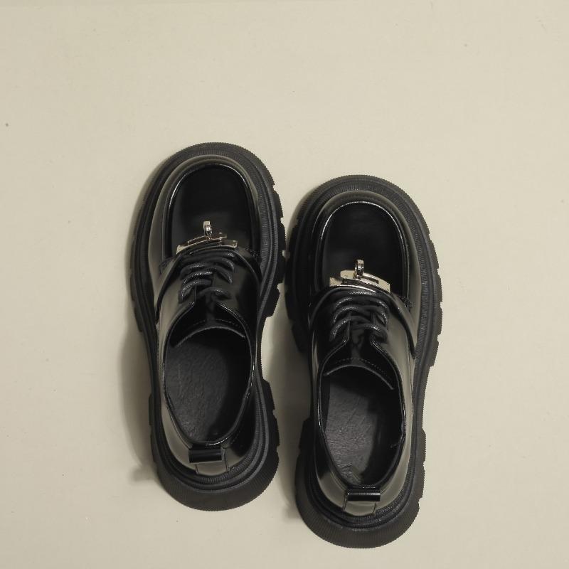 Новый бестселлер женской обуви на толстой подошве, кожаная обувь на мягкой подошве с кремовым узором 40 чёрный
Новый бестселлер женской обуви на толстой подошве, кожаная обувь на мягкой подошве с кремовым узором 40 чёрный