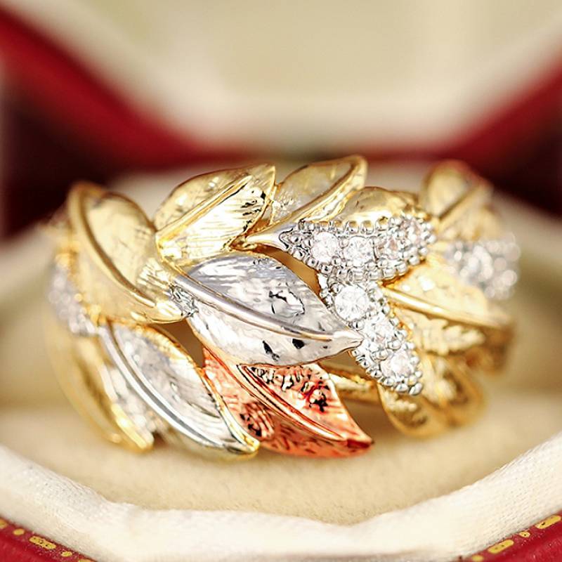 Huitan Three Tone Women Ring Aesthetic Leaves Design Fashion Wedding Lady Accessories Zircon Inlaid Shining CZ for Party Daily 6
Huitan Three Tone Women Ring Aesthetic Leaves Design Fashion Wedding Lady Accessories Zircon Inlaid Shining CZ for Party Daily 6