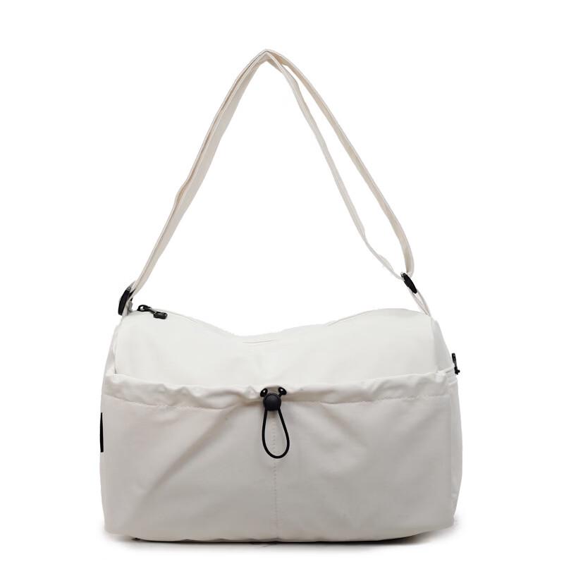 Li Shen Stylish Large Travel & Gym Bag
Li Shen Stylish Large Travel & Gym Bag