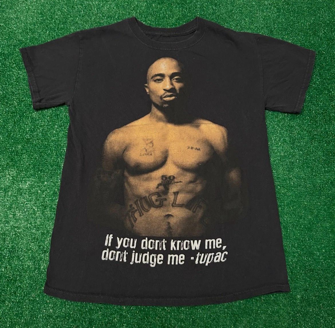Vintage 90s Y2K Tupac 2pac Don’t Judge Me Rap Tee Shirt Mens Size Small Hip Hop S
Vintage 90s Y2K Tupac 2pac Don’t Judge Me Rap Tee Shirt Mens Size Small Hip Hop S