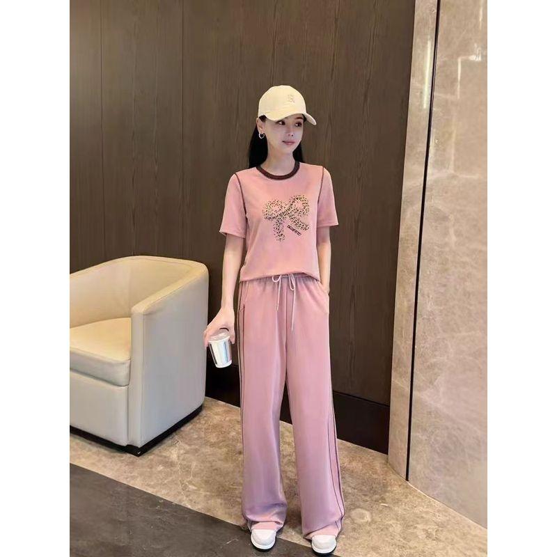 Tencel Cotton Fashion Bead Suit! Women s Summer round Neck Short Sleeves Sweat-Absorbent Bows T-shirt + Micro Wide Leg Pants Pink L
Tencel Cotton Fashion Bead Suit! Women s Summer round Neck Short Sleeves Sweat-Absorbent Bows T-shirt + Micro Wide Leg Pants Pink L