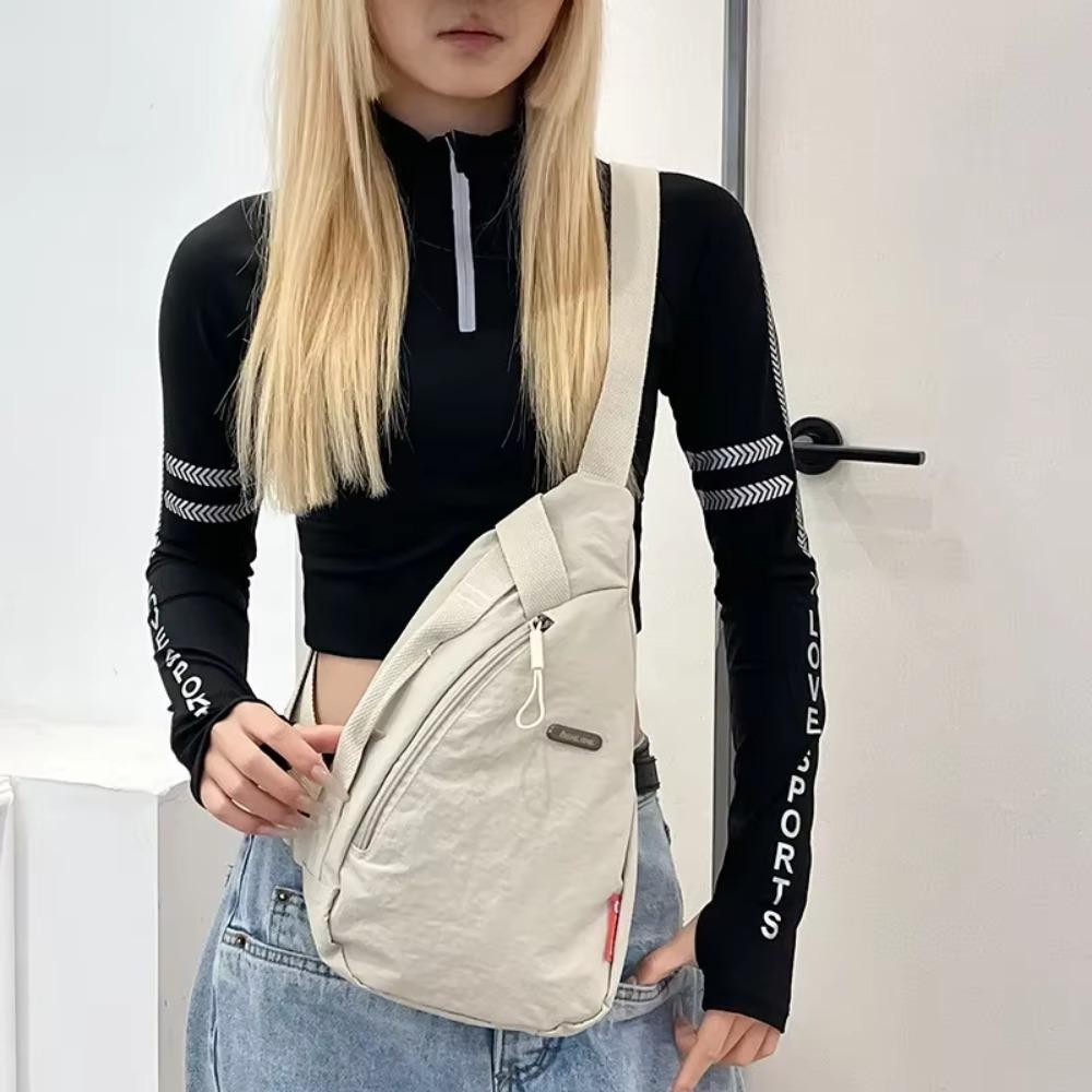 Zipper Sports Shoulder Bag Oxford Cloth Droplet Shaped Crossbody Bag Casual Women Chest Bag Sports бежевий
Zipper Sports Shoulder Bag Oxford Cloth Droplet Shaped Crossbody Bag Casual Women Chest Bag Sports бежевий