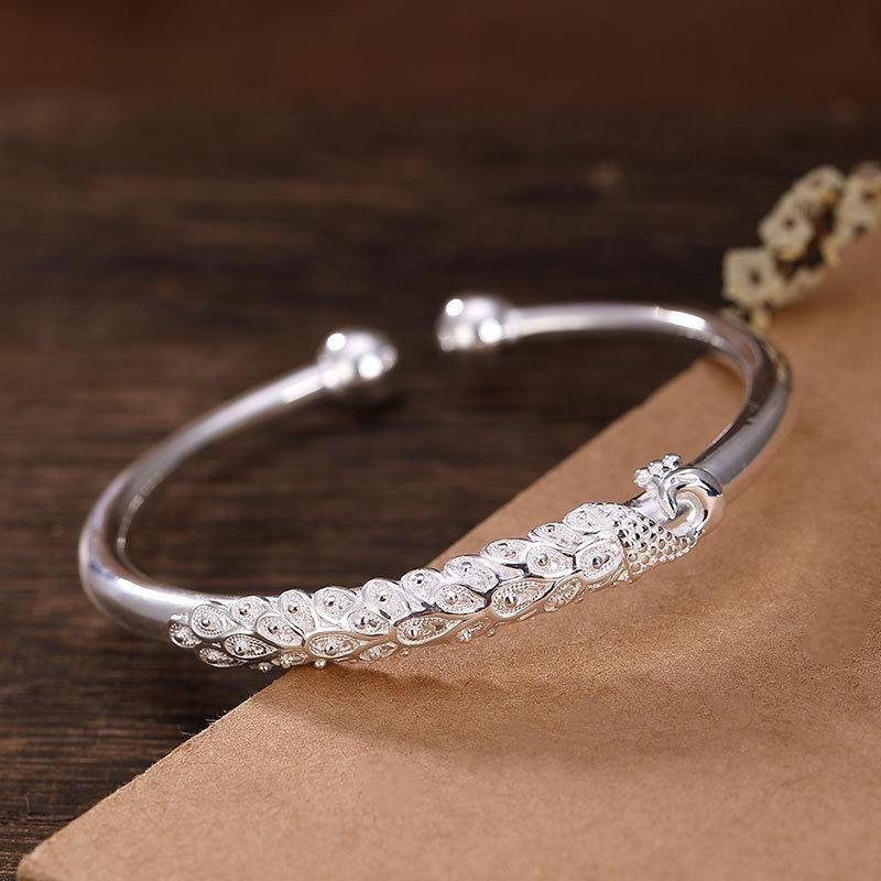 Peacock bracelet girls simple personalized jewelry for girlfriend retro phoenix bracelet
Peacock bracelet girls simple personalized jewelry for girlfriend retro phoenix bracelet