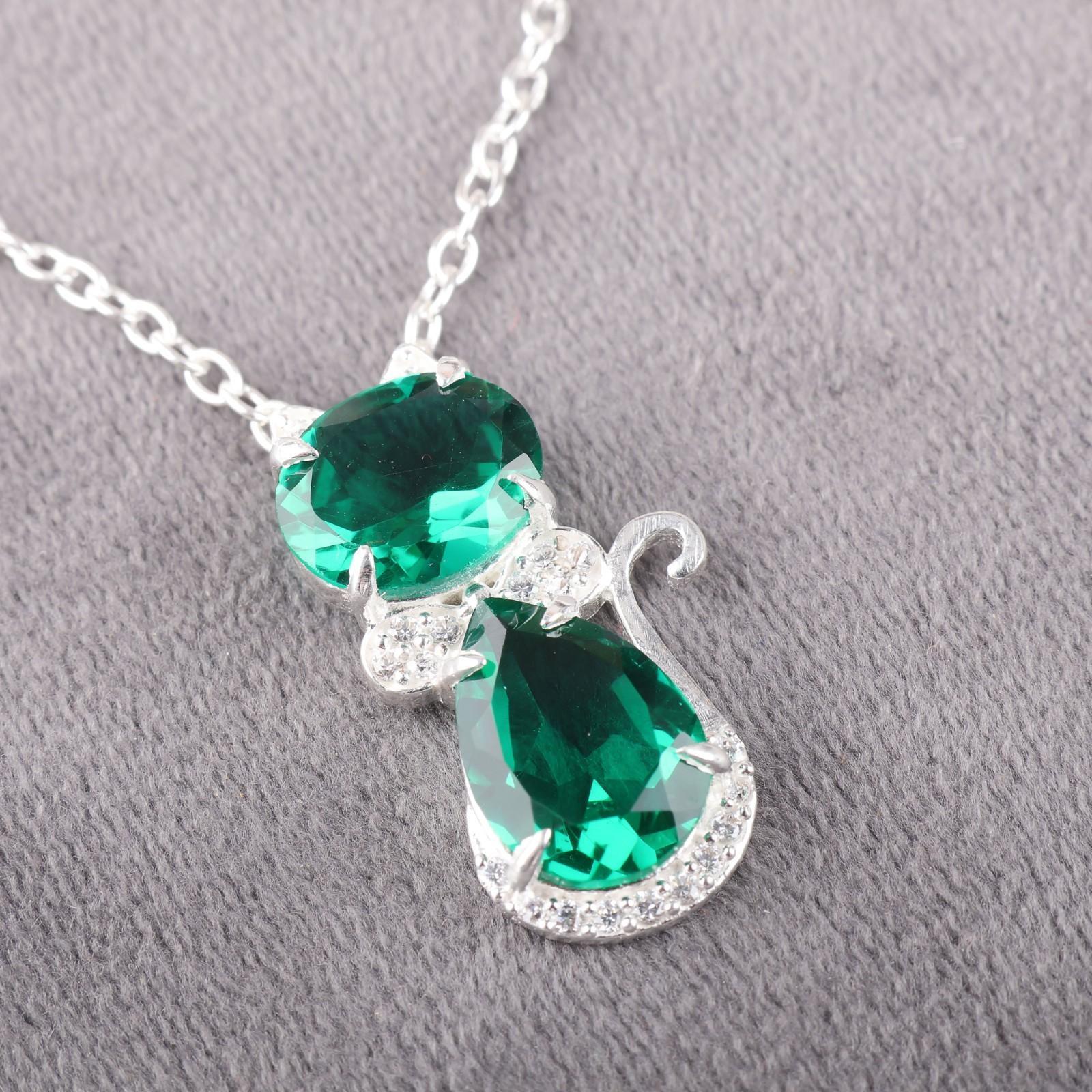 Хромовый диопсид Драгоценный камень Серебро 925 пробы Свадебные украшения Подвеска с цирконом 1,16 CZP-1-14
Хромовый диопсид Драгоценный камень Серебро 925 пробы Свадебные украшения Подвеска с цирконом 1,16 CZP-1-14