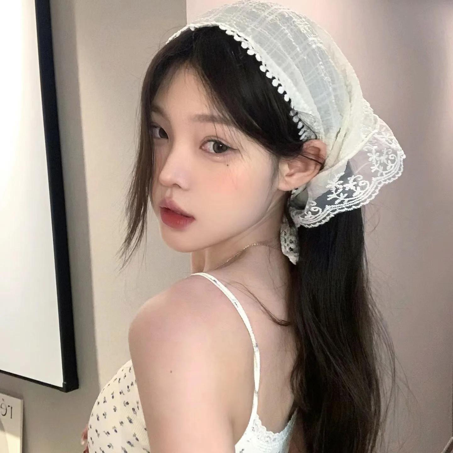 Flower Lace Triangle Scarf Hair Band White Fashion Bandana Turban Headband For Women Headwarp Hair Accessories білий
Flower Lace Triangle Scarf Hair Band White Fashion Bandana Turban Headband For Women Headwarp Hair Accessories білий