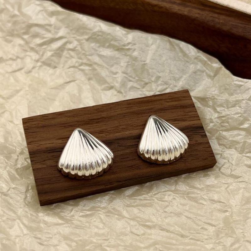Female Niche High-end Trendy Earrings срібний
Female Niche High-end Trendy Earrings срібний