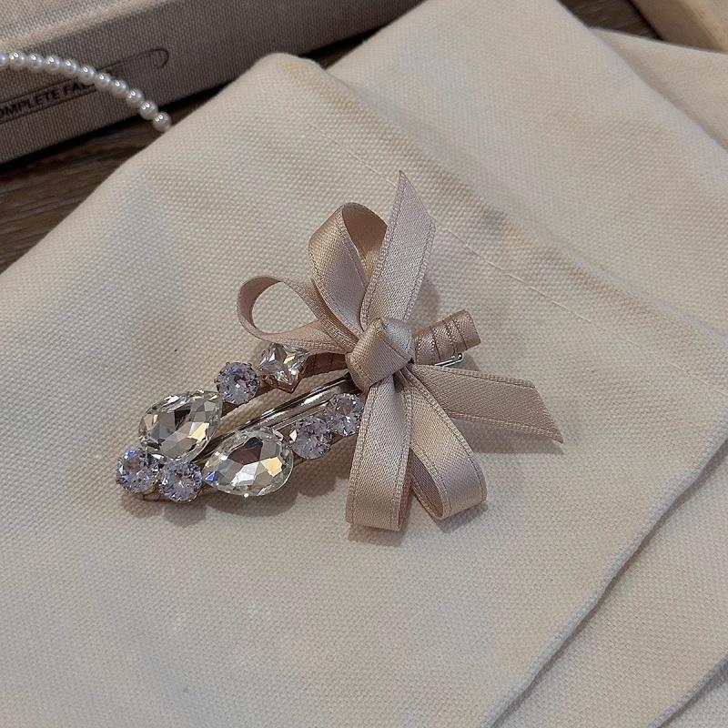 1PCFashion Fabric Ribbon Hair Bow Hairpin for Women Girls Hair Clips Back Head Top Clip Female Hair Accessories
1PCFashion Fabric Ribbon Hair Bow Hairpin for Women Girls Hair Clips Back Head Top Clip Female Hair Accessories