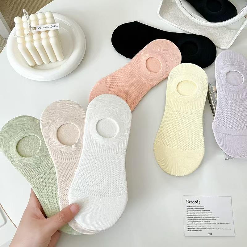 Women s Spring and Summer Thin Cotton Anti Lifting Ball Mesh Breathable Invisible Shallow Mouth Boat Socks 1 pair білий
Women s Spring and Summer Thin Cotton Anti Lifting Ball Mesh Breathable Invisible Shallow Mouth Boat Socks 1 pair білий