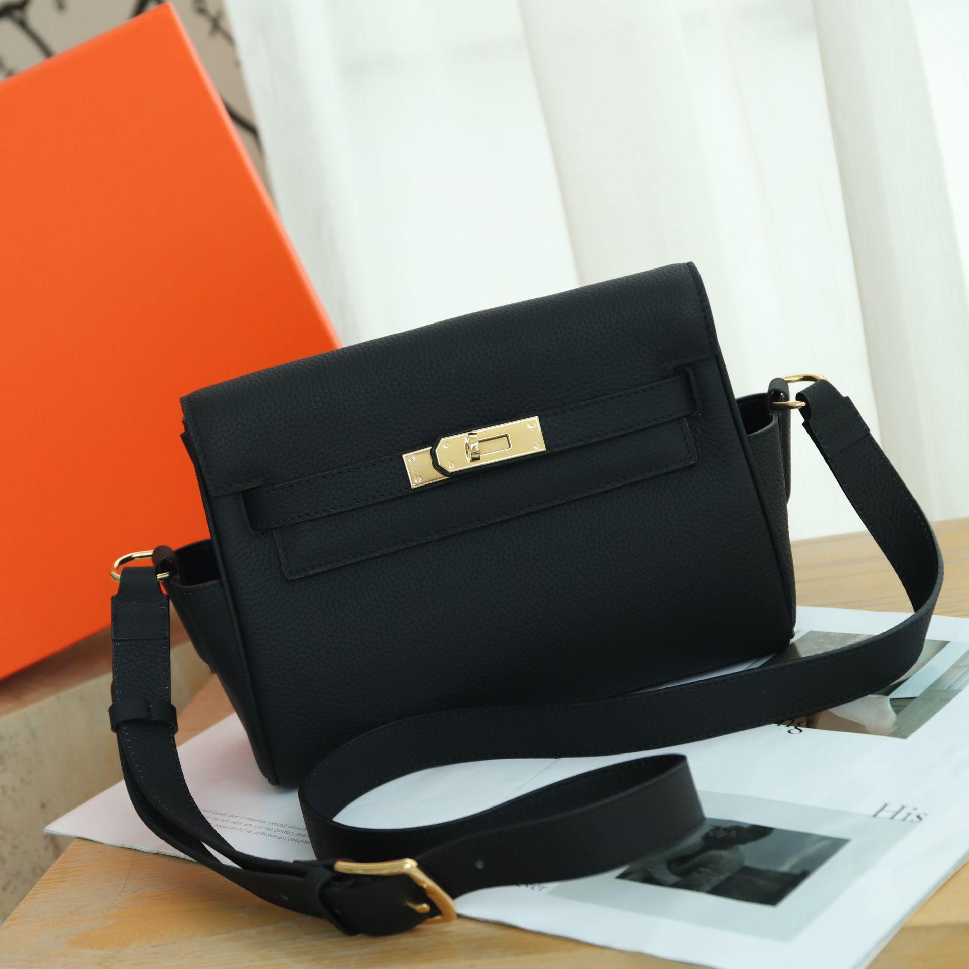 Elegant Genuine Leather Kelly Bag - Large Capacity Retro Messenger for Women 25cm Length, 10cm Width, 18cm Height
Elegant Genuine Leather Kelly Bag - Large Capacity Retro Messenger for Women 25cm Length, 10cm Width, 18cm Height