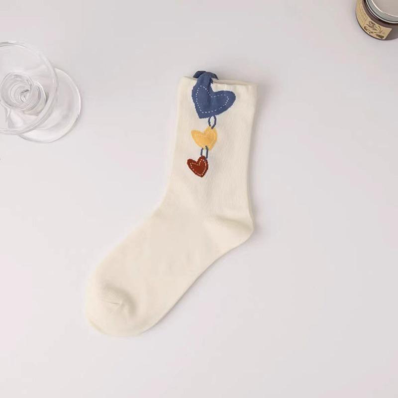 Female Spring and Autumn Stereo Butterfly Love Flower Tube Socks 1 pair
Female Spring and Autumn Stereo Butterfly Love Flower Tube Socks 1 pair