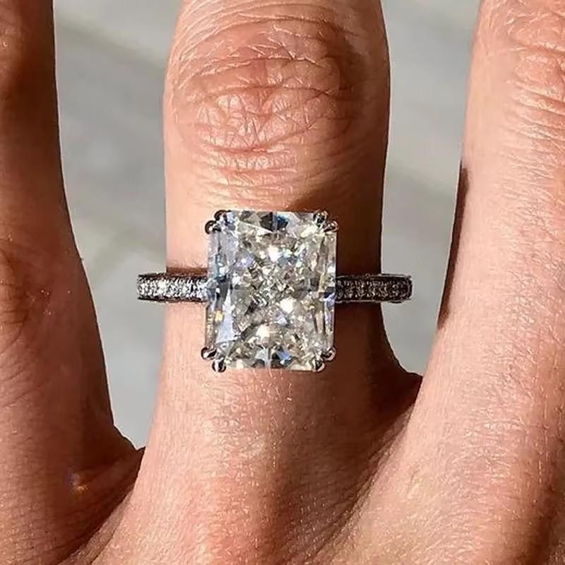 Huitan Geometric Crystal Cubic Zirconia Rings for Women Wedding Engagement Band Accessories Classic Eternity Zircon Drop Ship 7
Huitan Geometric Crystal Cubic Zirconia Rings for Women Wedding Engagement Band Accessories Classic Eternity Zircon Drop Ship 7
