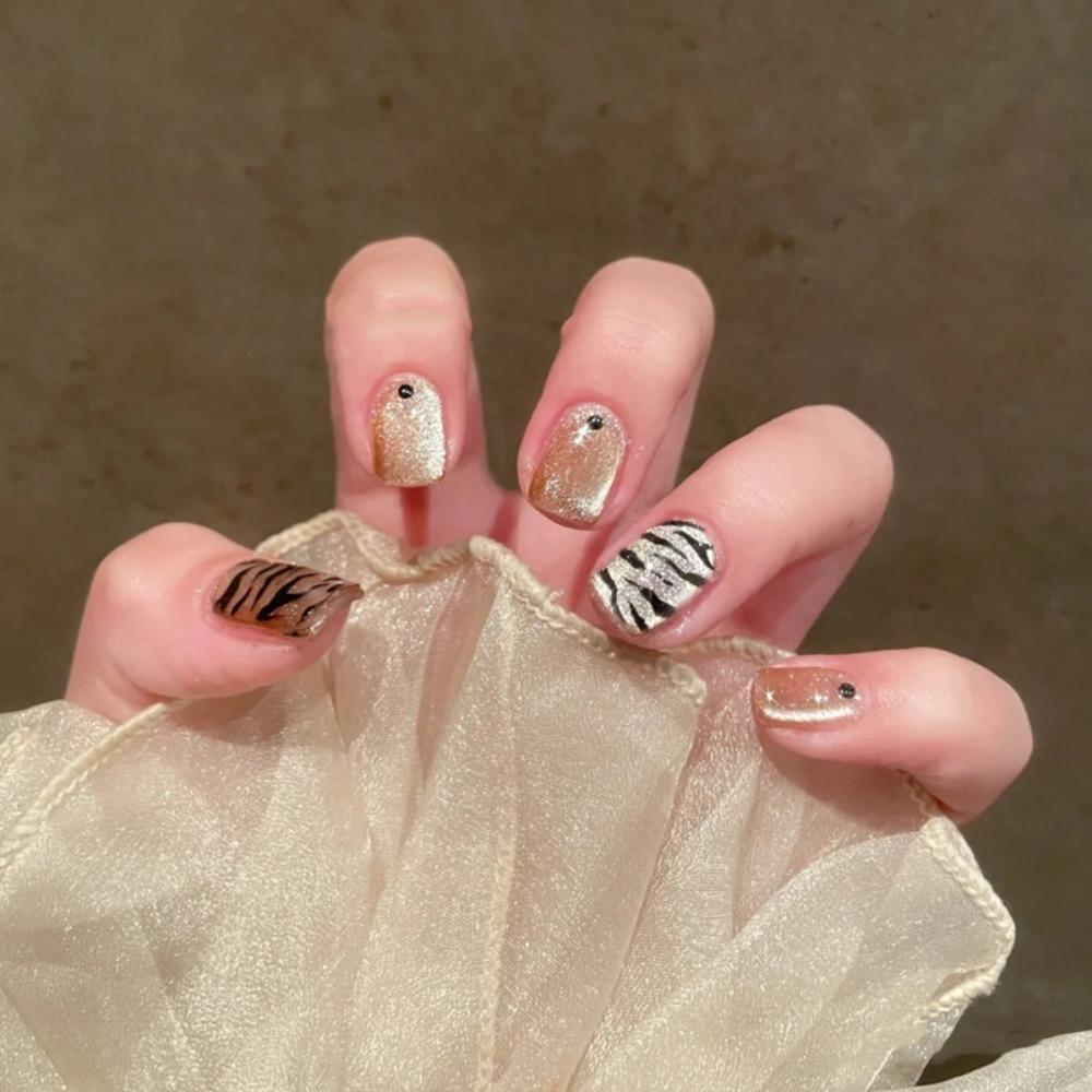 Cat s Eye French Fake Nails Fashion Valentine s Day Square Shape Press on Nails Full Cover Wearable Manicure False Nail Women
Cat s Eye French Fake Nails Fashion Valentine s Day Square Shape Press on Nails Full Cover Wearable Manicure False Nail Women