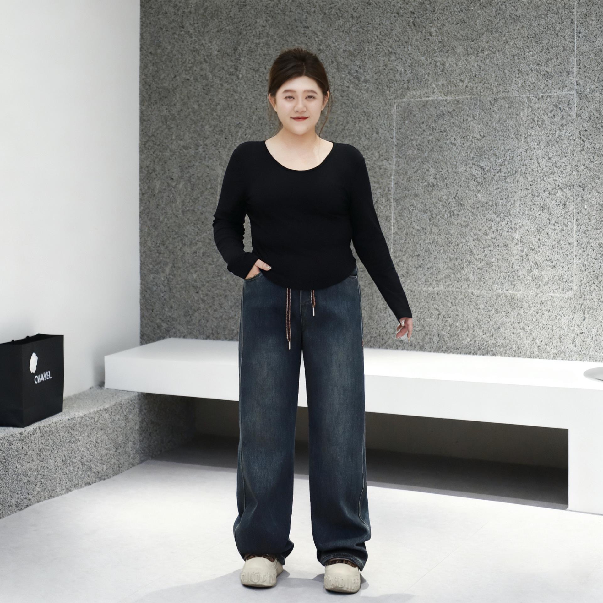 Plus Size Women s High Waist Velvet Pleated Pants - Warm, Slimming, Straight Leg, for Autumn/Winter 9XL (260-300 Jin) синій
Plus Size Women s High Waist Velvet Pleated Pants - Warm, Slimming, Straight Leg, for Autumn/Winter 9XL (260-300 Jin) синій