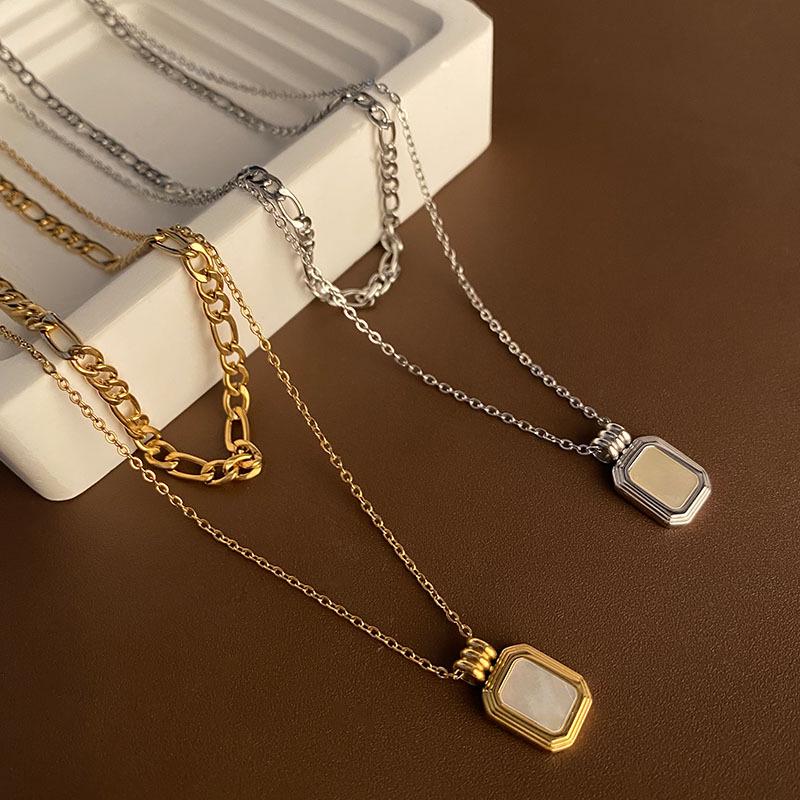 Double Layer Titanium Steel Clavicle Necklace for Women - Non-Fading, Versatile Fashion, Light Luxury Style, Internet Celebrity Trend.
Double Layer Titanium Steel Clavicle Necklace for Women - Non-Fading, Versatile Fashion, Light Luxury Style, Internet Celebrity Trend.