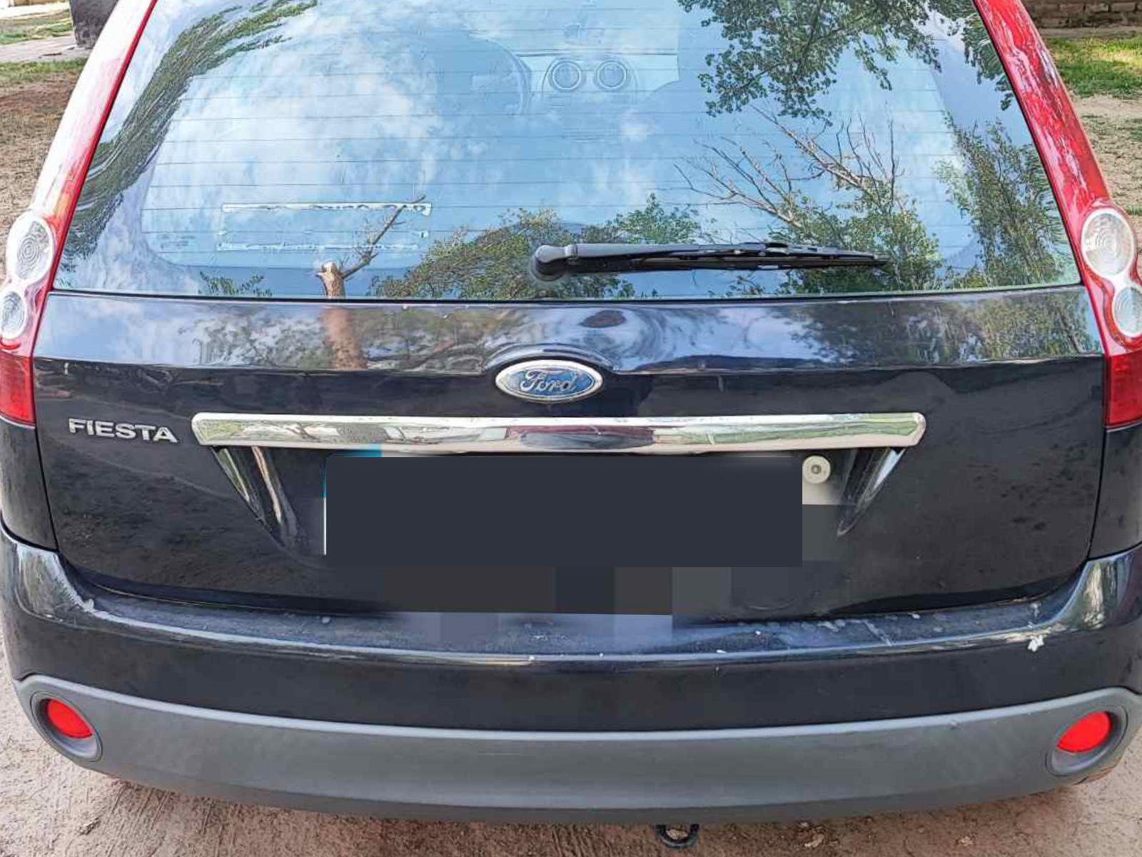 Накладка над номером (нерж.) OmsaLine - Італійська нержавіюча сталь для Ford Fiesta 2002-2008 рр.
Накладка над номером (нерж.) OmsaLine - Італійська нержавіюча сталь для Ford Fiesta 2002-2008 рр.
