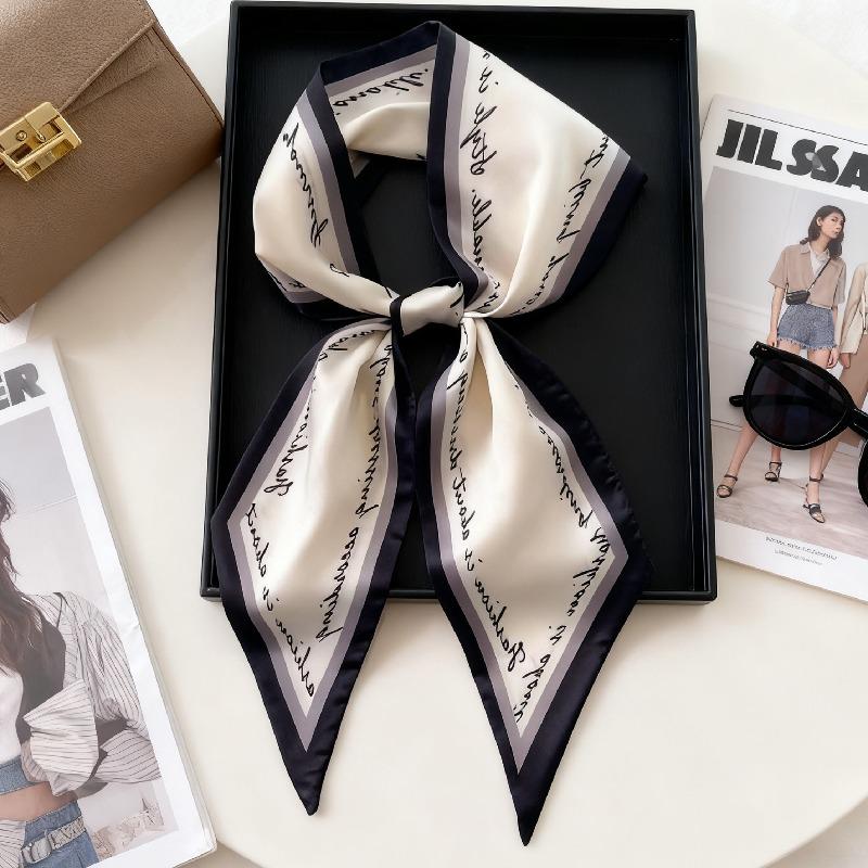 Mary Elegant cashew flower waist scarf, classy black belt, accessible luxury waist chain about 13*145cm
Mary Elegant cashew flower waist scarf, classy black belt, accessible luxury waist chain about 13*145cm
