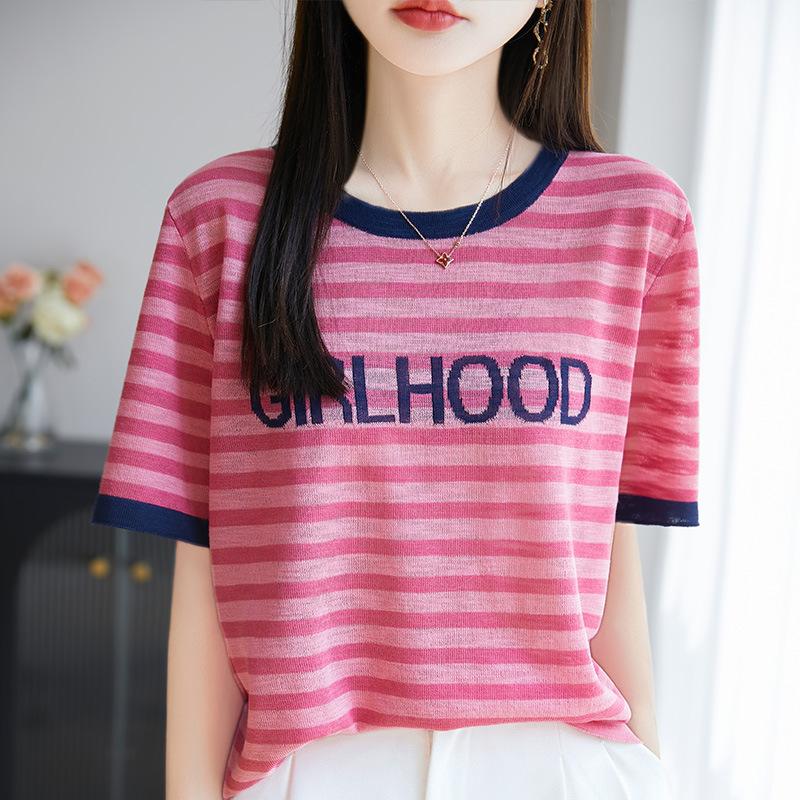 Summer New Five-sleeved Women s Color-blocked Striped Letter-base Sweater Round-neck Knitted Sweater M троянди рожеві кольору
Summer New Five-sleeved Women s Color-blocked Striped Letter-base Sweater Round-neck Knitted Sweater M троянди рожеві кольору