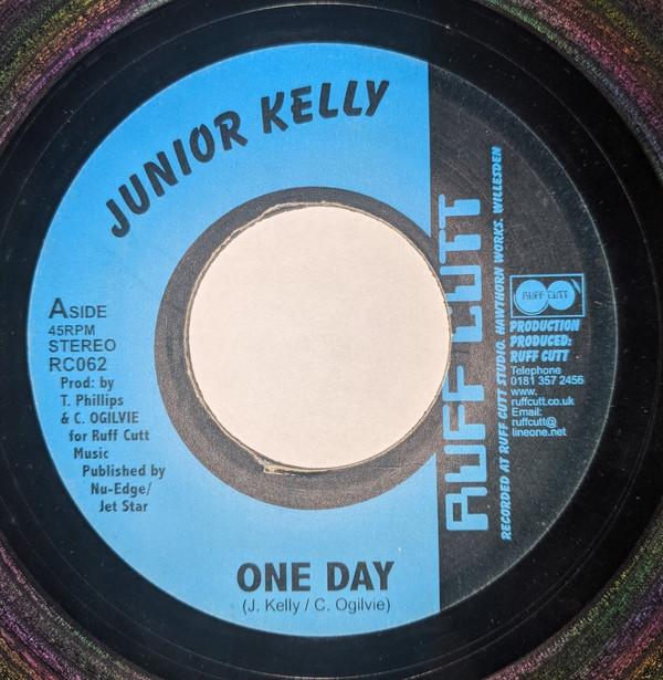 7inch Record JUNIOR KELLY - One Day NONE Ruff Cutt Jamaica Reggae, Ska & Dub Used
7inch Record JUNIOR KELLY - One Day NONE Ruff Cutt Jamaica Reggae, Ska & Dub Used