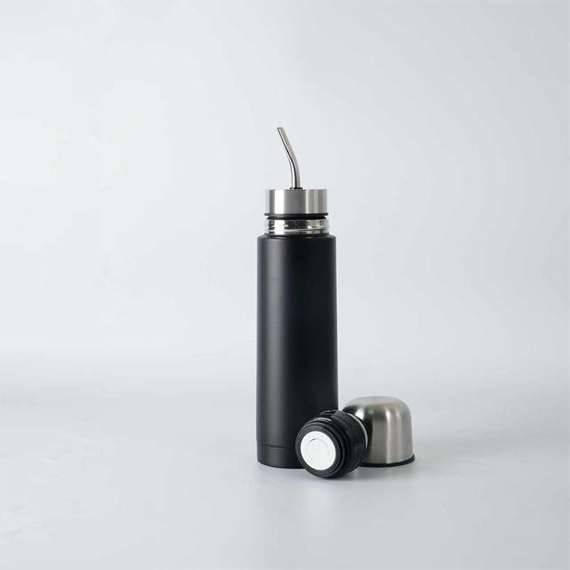 Self-Serving Stainless Steel Mate Bottle, 2-in-1 Thermal Mate Cup with Built-in Bombilla, Yerba Mate Thermos all in one 500ml чорний
Self-Serving Stainless Steel Mate Bottle, 2-in-1 Thermal Mate Cup with Built-in Bombilla, Yerba Mate Thermos all in one 500ml чорний