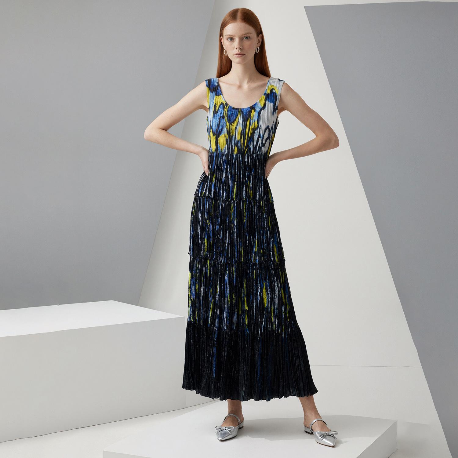 2026 Spring Summer Round Neck Sleeveless Loose A-Line Slimming Long Dress One Size
2026 Spring Summer Round Neck Sleeveless Loose A-Line Slimming Long Dress One Size