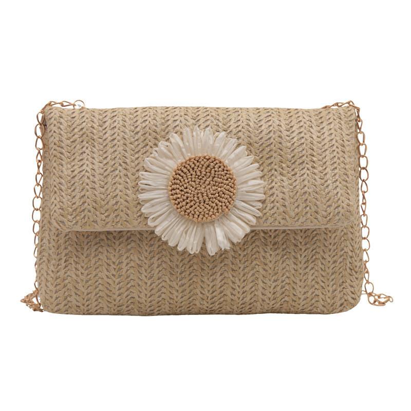 Trendy Summer Straw Handbag For Women With Elegant Chain And Floral Accents In White And Khaki хакі
Trendy Summer Straw Handbag For Women With Elegant Chain And Floral Accents In White And Khaki хакі