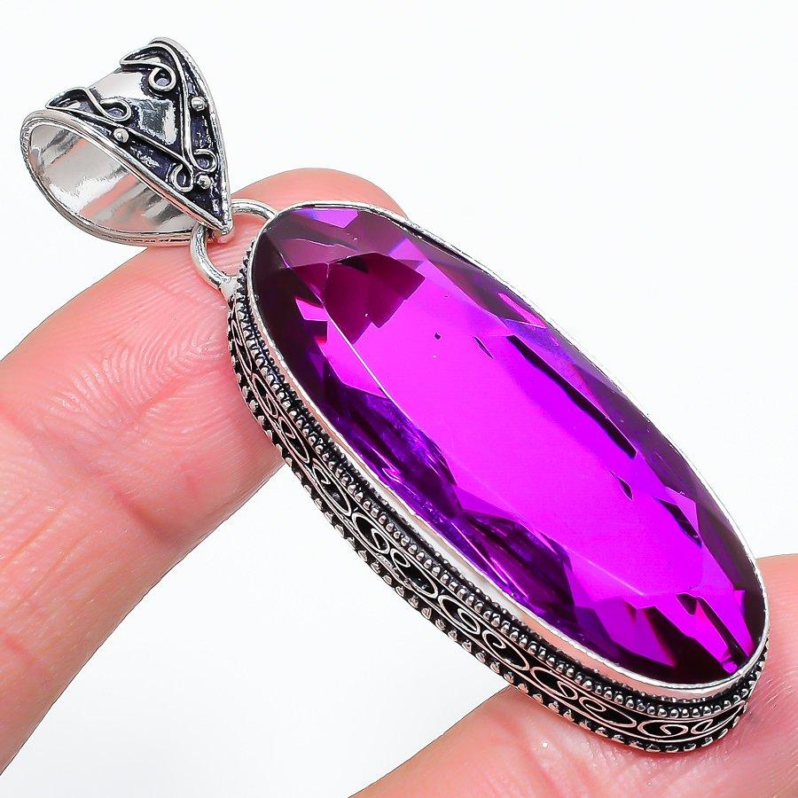 Винтажный этнический ювелирный кулон ручной работы с розовым аметистом и драгоценным камнем 2,44 дюйма VR-1924
Винтажный этнический ювелирный кулон ручной работы с розовым аметистом и драгоценным камнем 2,44 дюйма VR-1924