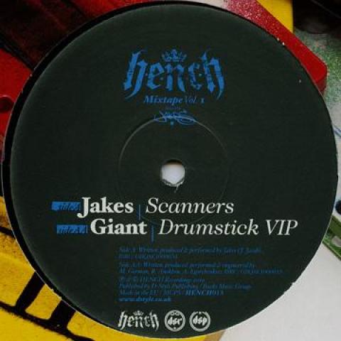 12inch Record JAKES / GIANT (8) - Scanners / Drumstick VIP HENCH015 H.E.N.C.H Recor 2010 UK Reggae, Ska & Dub
12inch Record JAKES / GIANT (8) - Scanners / Drumstick VIP HENCH015 H.E.N.C.H Recor 2010 UK Reggae, Ska & Dub