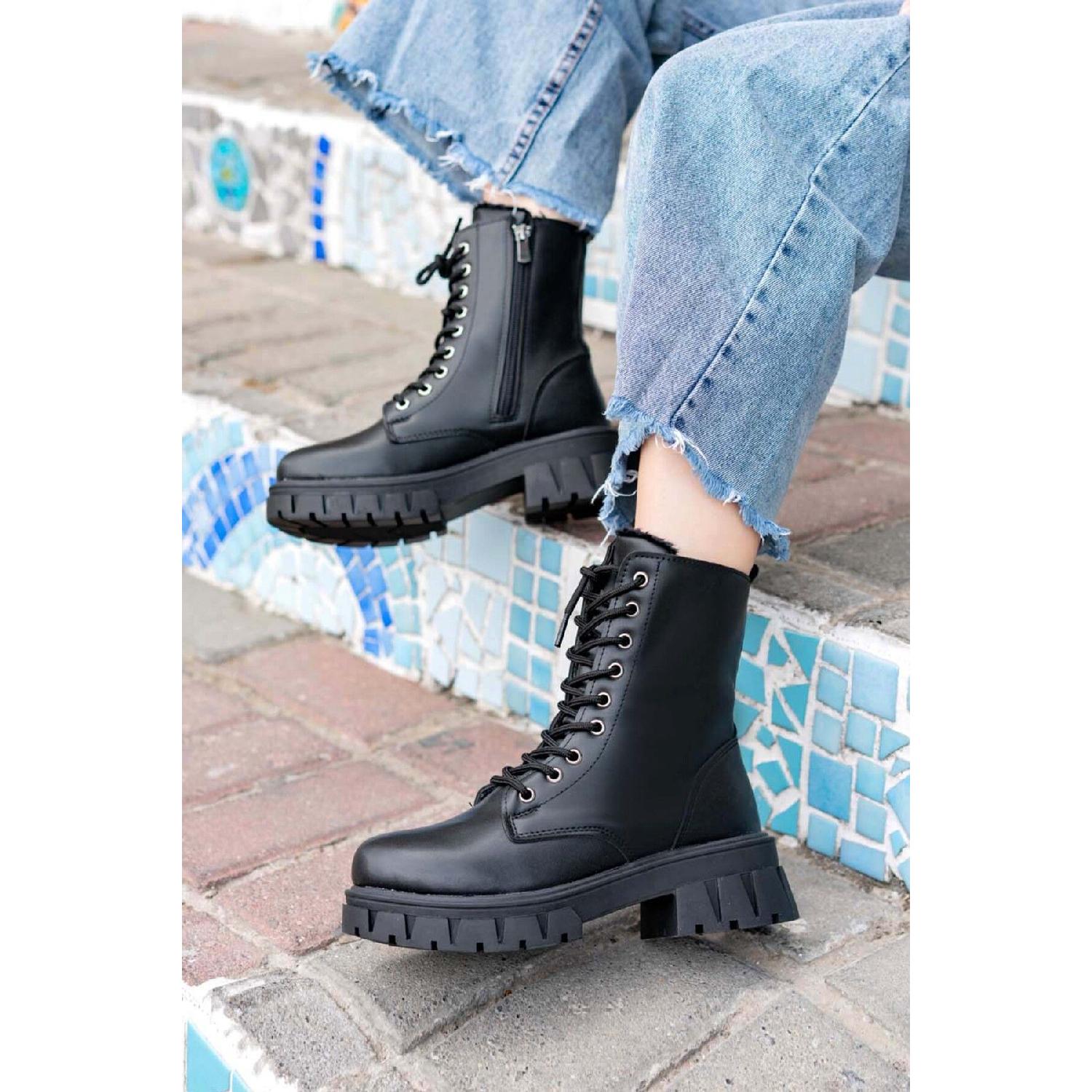 Women s Inner Full Fur Water And Cold Proof Anti-slip Rubber Sole Guaranteed Winter Black 36 чорний
Women s Inner Full Fur Water And Cold Proof Anti-slip Rubber Sole Guaranteed Winter Black 36 чорний