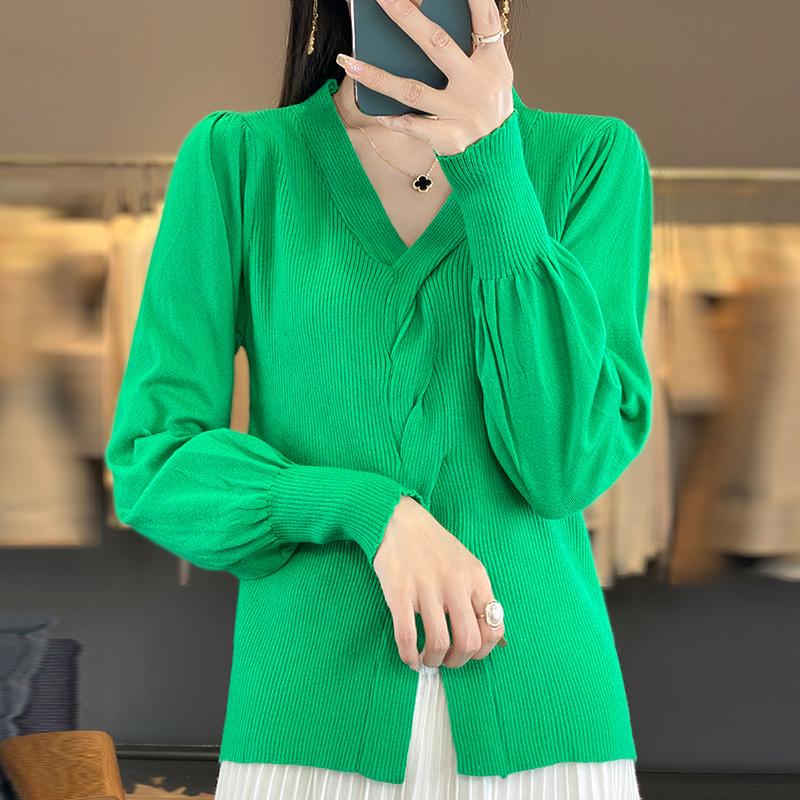 Всесезонний жіночий светр 50% вовна 50% шовк | Легкий теплий пуловер з суміші | Розкішний кашеміровий шовковий трикотаж XL зелений
Всесезонний жіночий светр 50% вовна 50% шовк | Легкий теплий пуловер з суміші | Розкішний кашеміровий шовковий трикотаж XL зелений