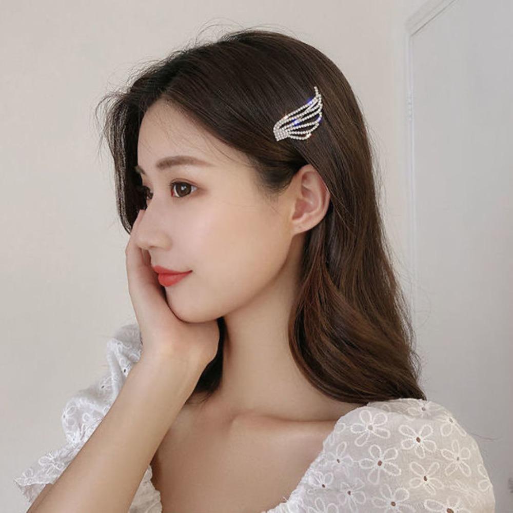 Sparkling Rhinestones Angel Wings Hairpins Simple Versatile Rhinestone Hair Clip Exquisite Silver Gold Bangs Hair Clip
Sparkling Rhinestones Angel Wings Hairpins Simple Versatile Rhinestone Hair Clip Exquisite Silver Gold Bangs Hair Clip