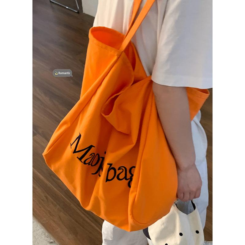 Bag Large Capacity Women s Canvas Bag New Simple Embroidered Letter Tote Bag Casual Shoulder Underarm Bag
Bag Large Capacity Women s Canvas Bag New Simple Embroidered Letter Tote Bag Casual Shoulder Underarm Bag
