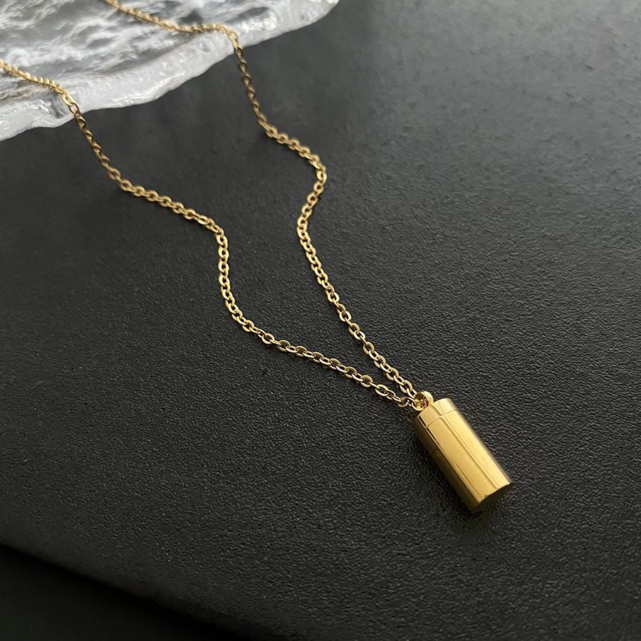 Изысканный титановый кулон в виде флакона духов во французском стиле: Трендовые, Прочные, Невыцветающие Украшения Маст-Хэв
Изысканный титановый кулон в виде флакона духов во французском стиле: Трендовые, Прочные, Невыцветающие Украшения Маст-Хэв