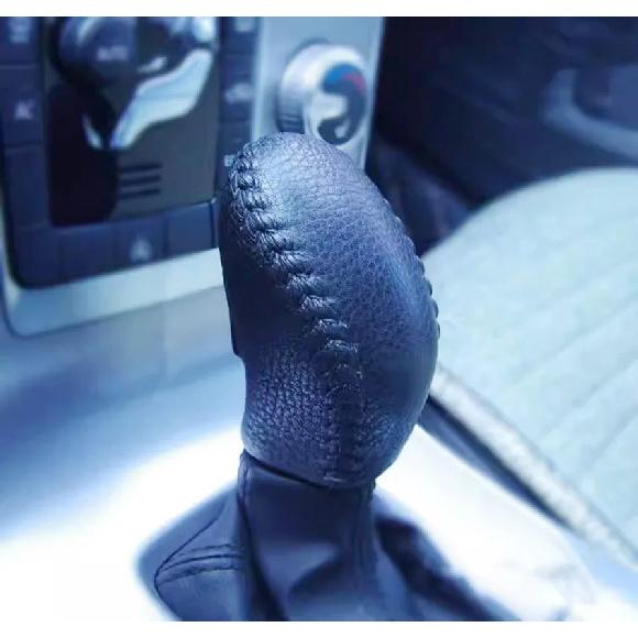 Нова накладка на ручку перемикання передач з натуральної шкіри для Volvo XC60 S60 V60 S80 2012 2013 2014 2015 2016 2017 Захисний чохол на ручку КПП чорний
Нова накладка на ручку перемикання передач з натуральної шкіри для Volvo XC60 S60 V60 S80 2012 2013 2014 2015 2016 2017 Захисний чохол на ручку КПП чорний