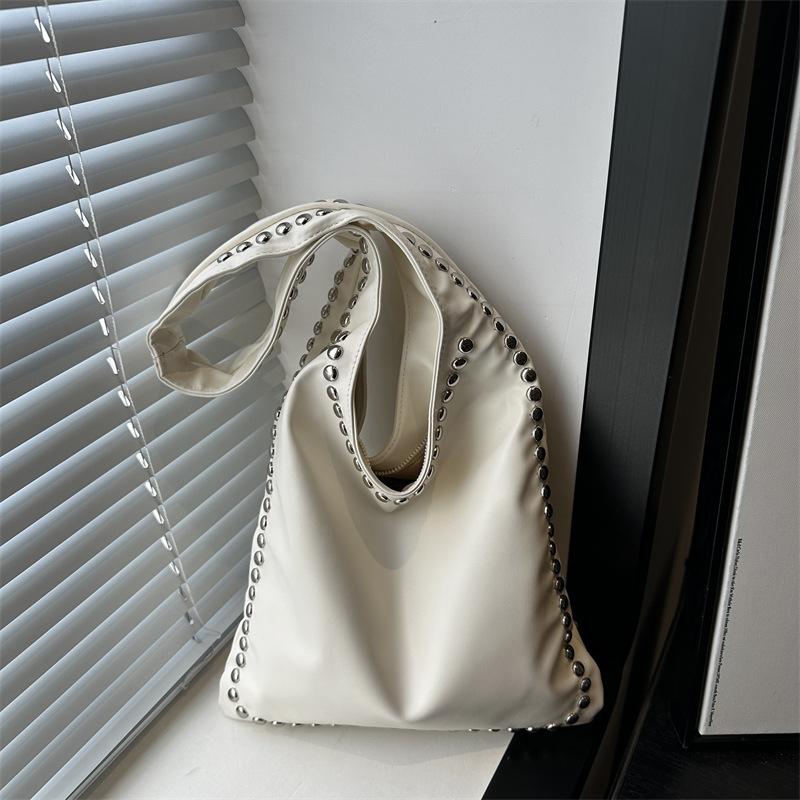 Сумка высокой ценности женская осенняя новая модная ретро повседневная на плечо сумка-тоут с заклепками высокая ценность белый
Сумка высокой ценности женская осенняя новая модная ретро повседневная на плечо сумка-тоут с заклепками высокая ценность белый