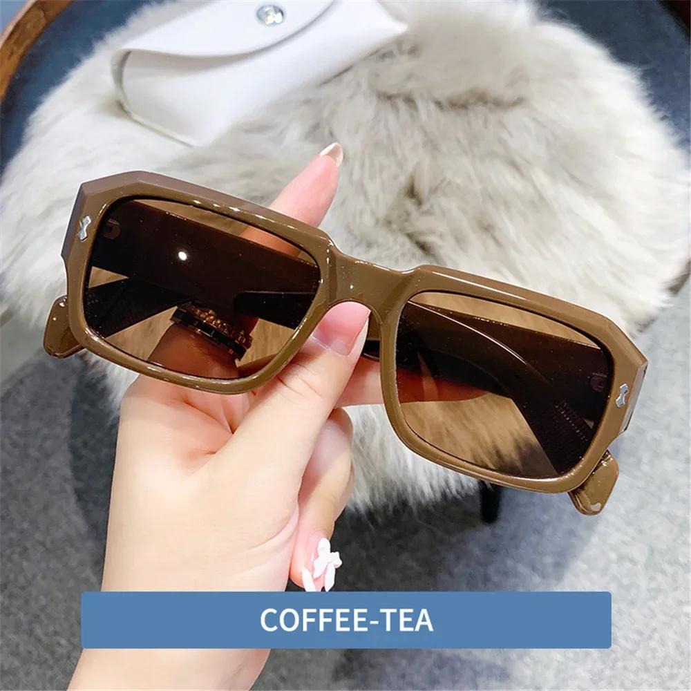 New Fashion Women Sunglasses Personalized Jelly Eyeglasses Trendy Square Eyewear Female Oculos De Sol Feminino UV400 Glasses 1PC
New Fashion Women Sunglasses Personalized Jelly Eyeglasses Trendy Square Eyewear Female Oculos De Sol Feminino UV400 Glasses 1PC