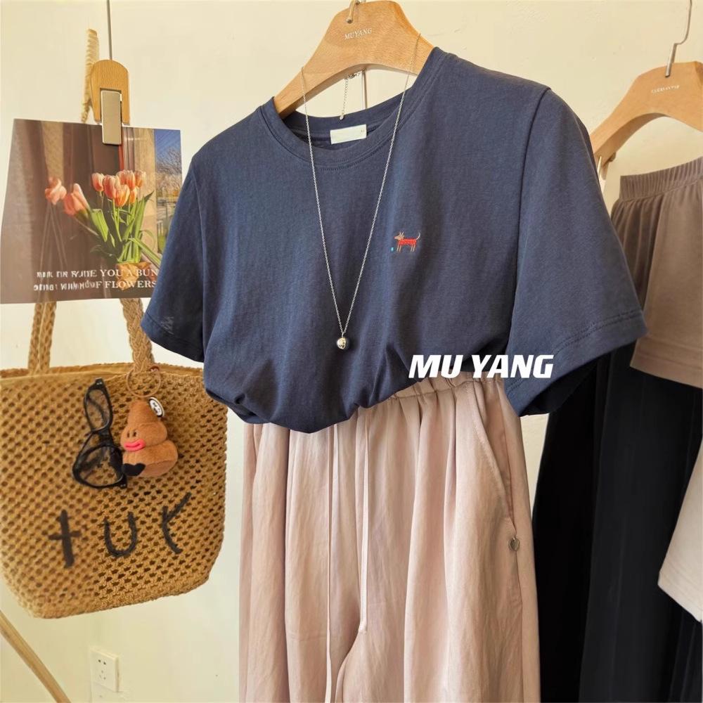 Plus Size Women s Snowflake Cotton Short Sleeve T-shirt with Dog Embroidery - Available in Four Colors M (Up to 120 jin) темно-синий
Plus Size Women s Snowflake Cotton Short Sleeve T-shirt with Dog Embroidery - Available in Four Colors M (Up to 120 jin) темно-синий