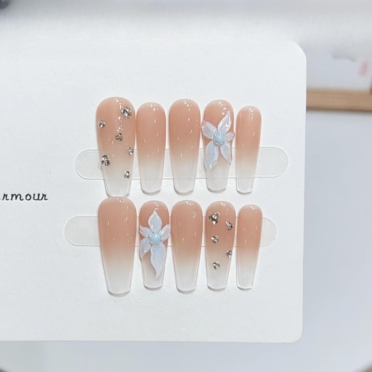 Pure Handmade Manicure Wearer High-end Temperament Pure Nude Color French Hand-painted Ice Flower Detachable Fake Nail Patch Large L
Pure Handmade Manicure Wearer High-end Temperament Pure Nude Color French Hand-painted Ice Flower Detachable Fake Nail Patch Large L
